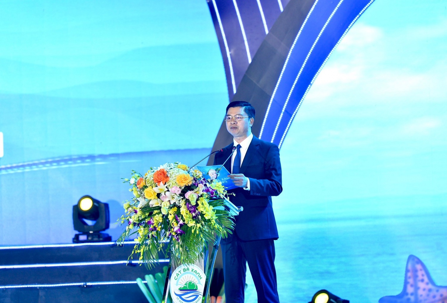 Khai mạc du lịch Cát Bà